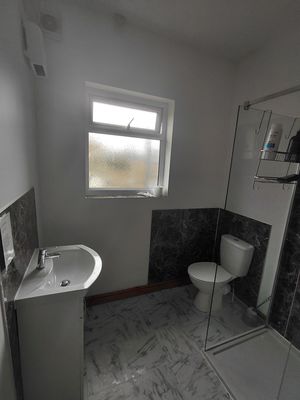 Photo 5- click for photo gallery